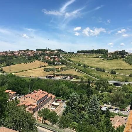 Apartment Numero Dodici Appartamento Alpha Siena