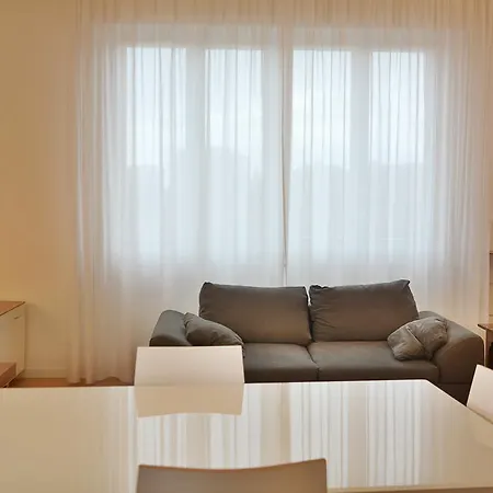 Numero Dodici Appartamento Alpha Apartment